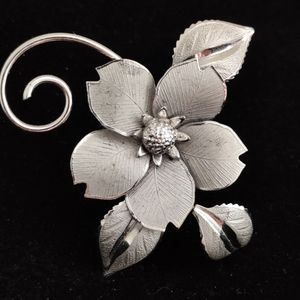 Vintage Sterling Silver Brooch